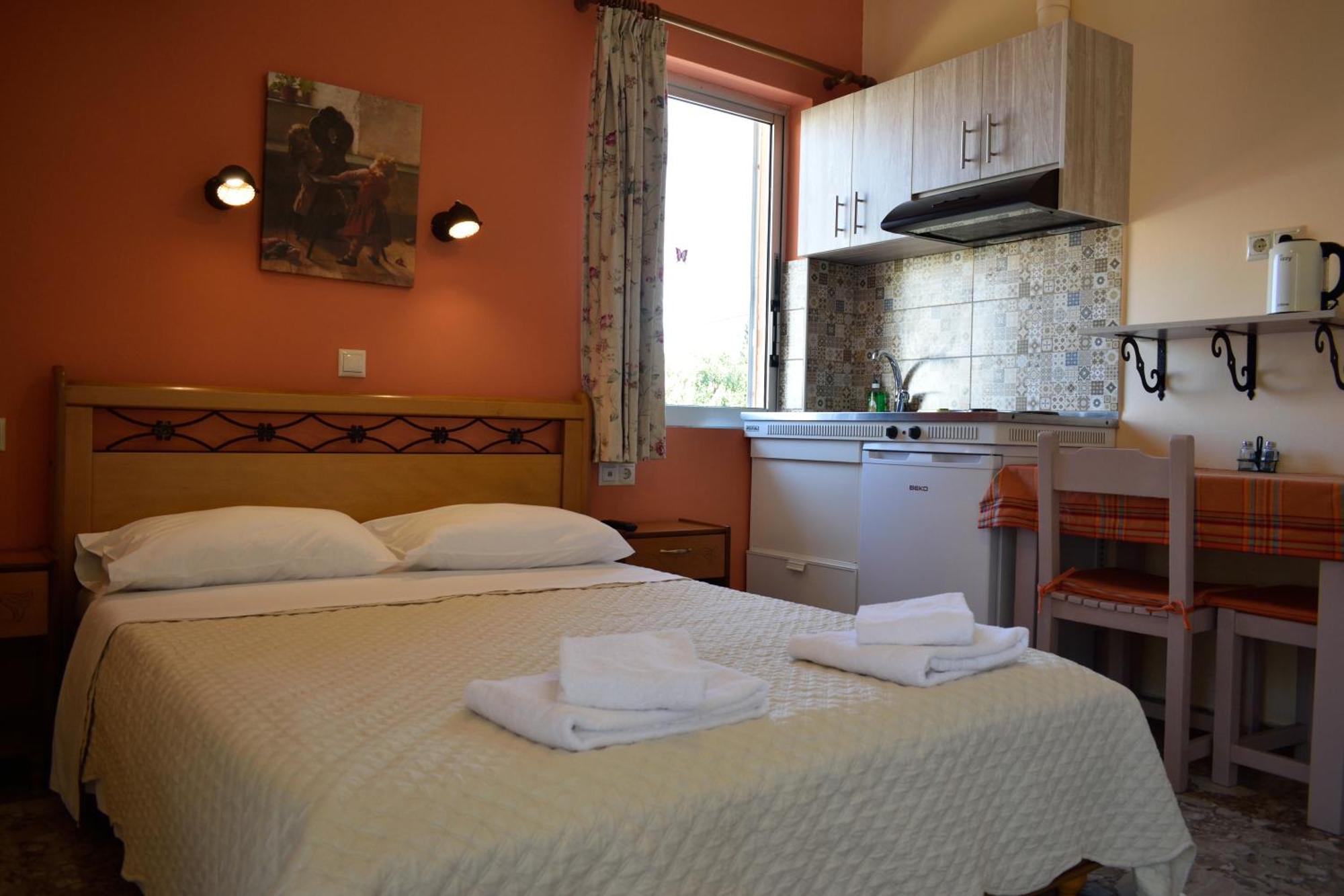 Stamoulis Apartments أيّا إفيميا المظهر الخارجي الصورة